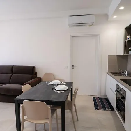 Marinella Apartment *